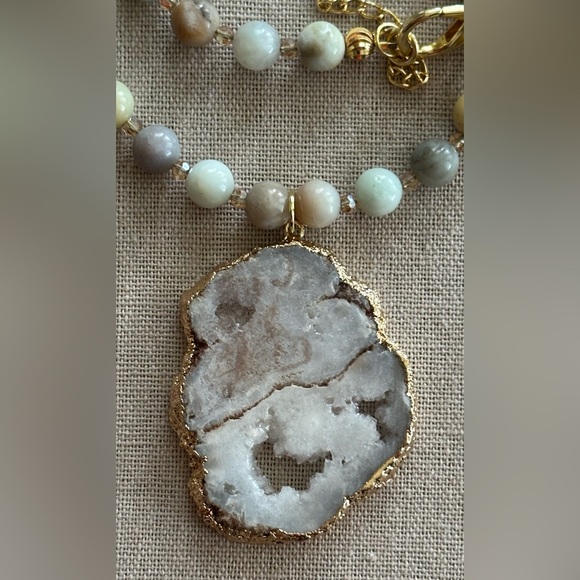 22 inch Morganite bead Necklace NWOT - Picture 3 of 14